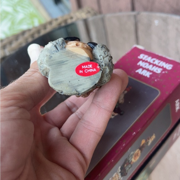 Stacking Noah's Ark Figurine - Picture 5 of 6